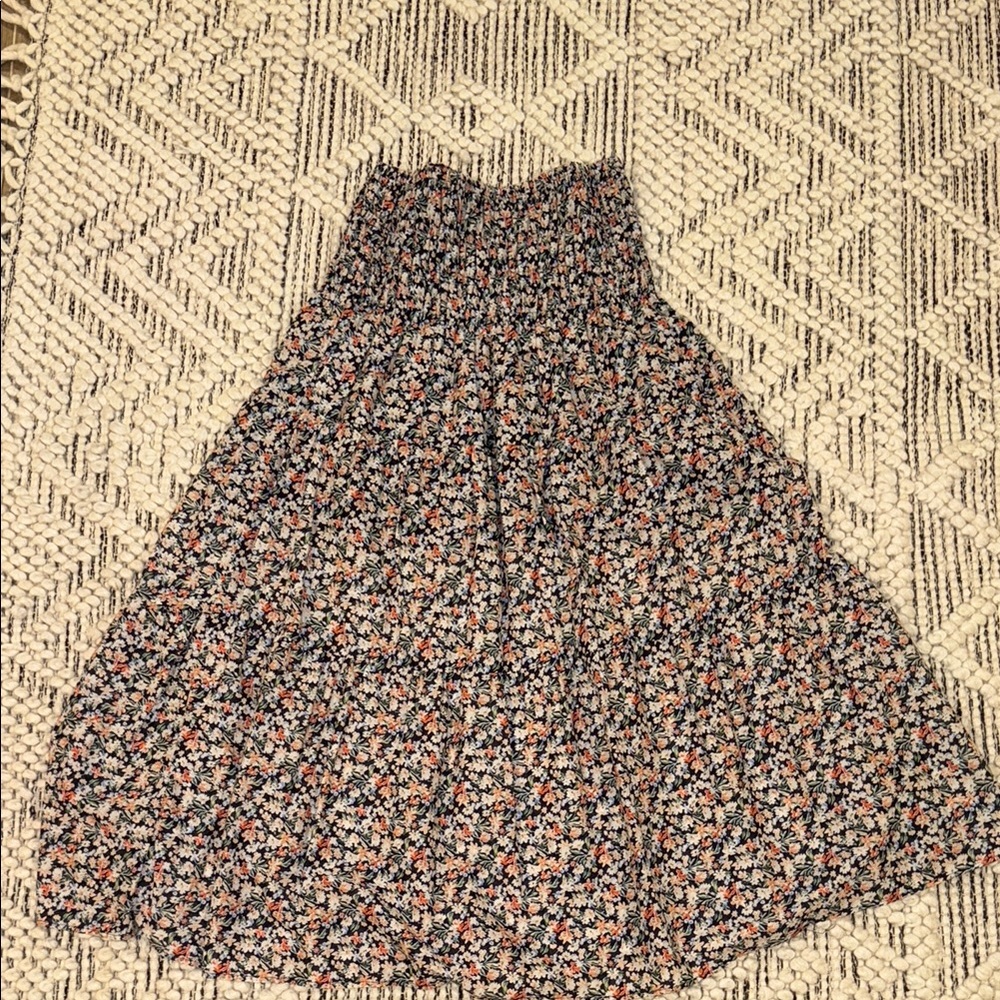 Black and White A-Line Skirt with Classic Elegance